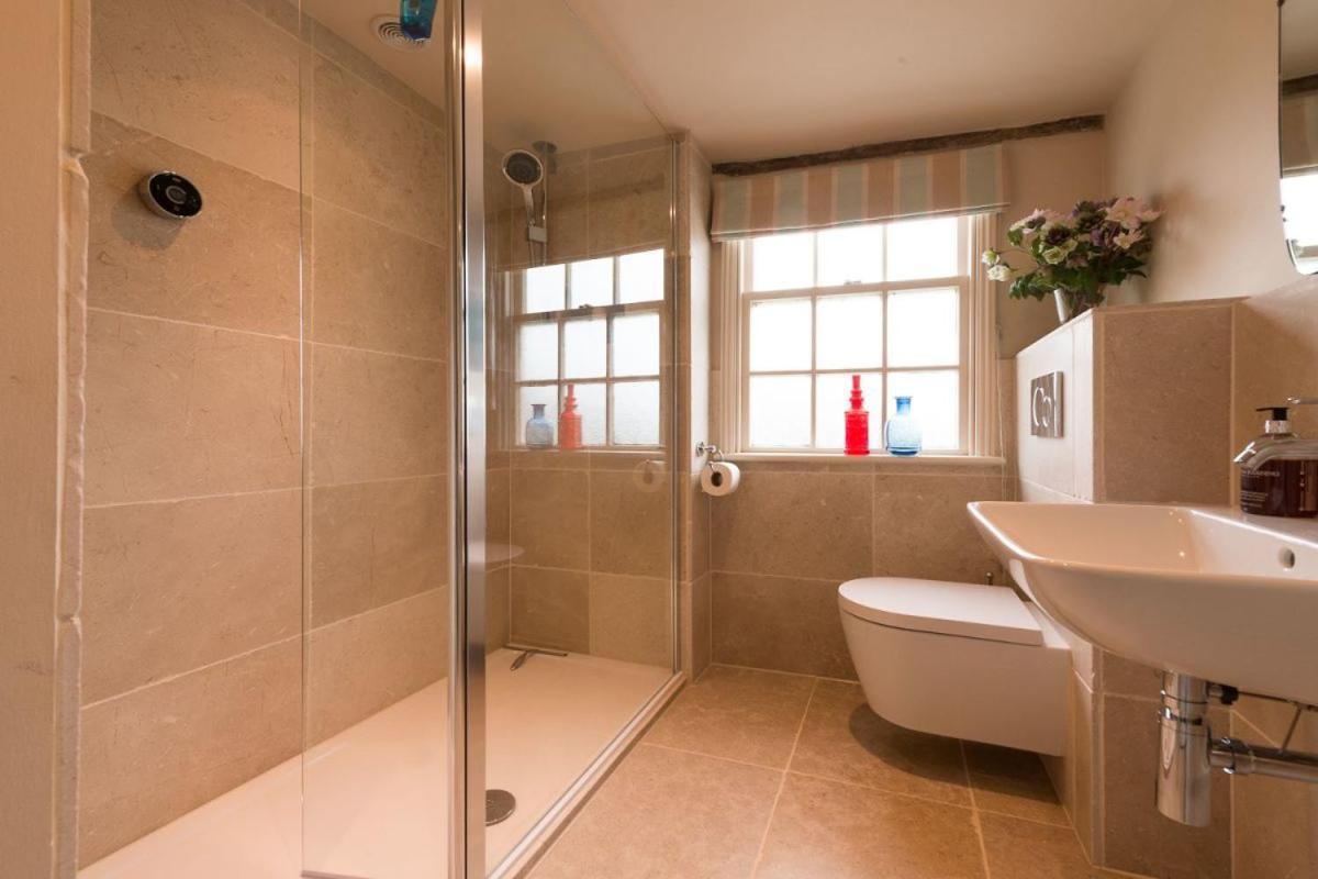 Navigation Cottage On The Historic Sea Lock Overlooking The Nature Reserve Maldon Exterior foto